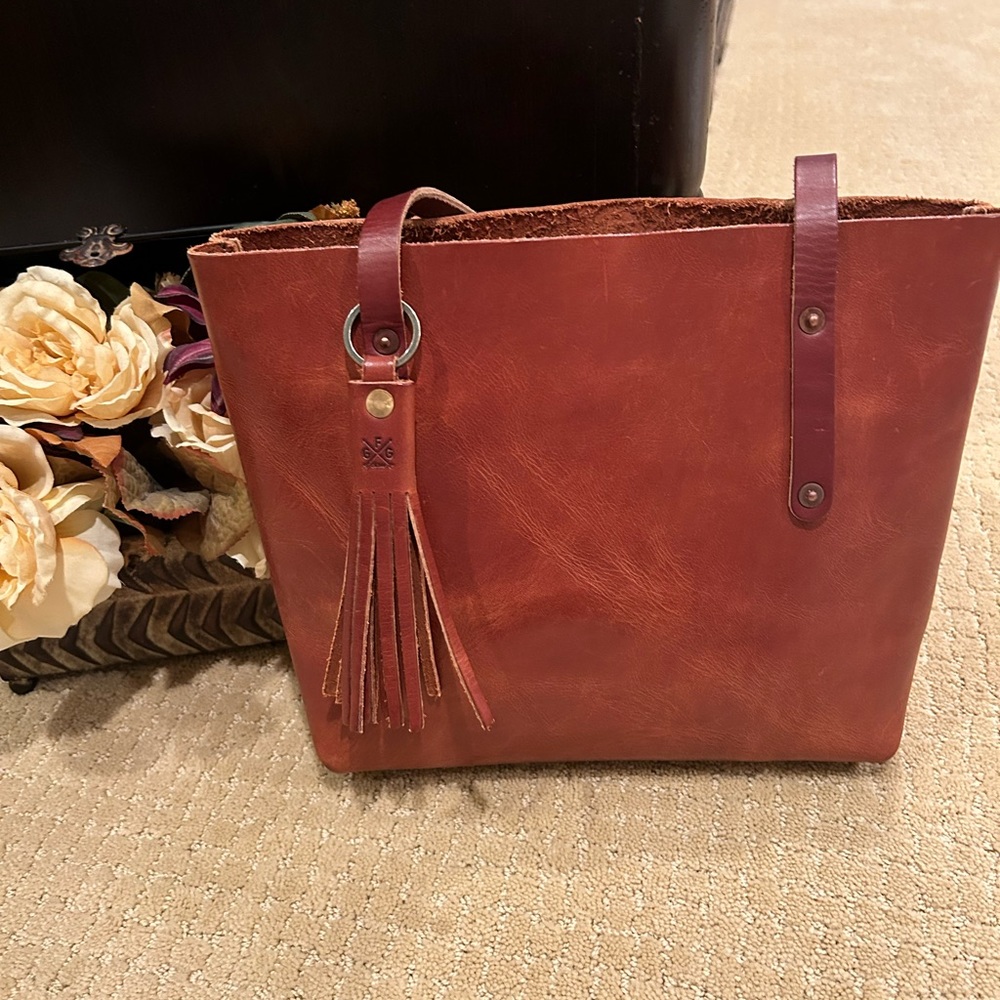 EUC Go Forth Goods small caramel Avery tote